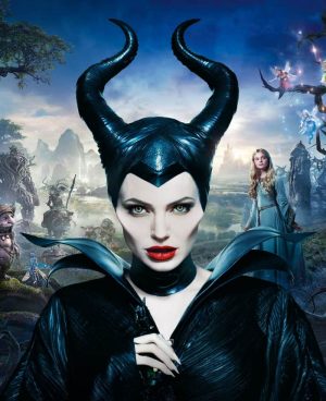 maleficent-cosplay-middle maleficent-cosplay-middle